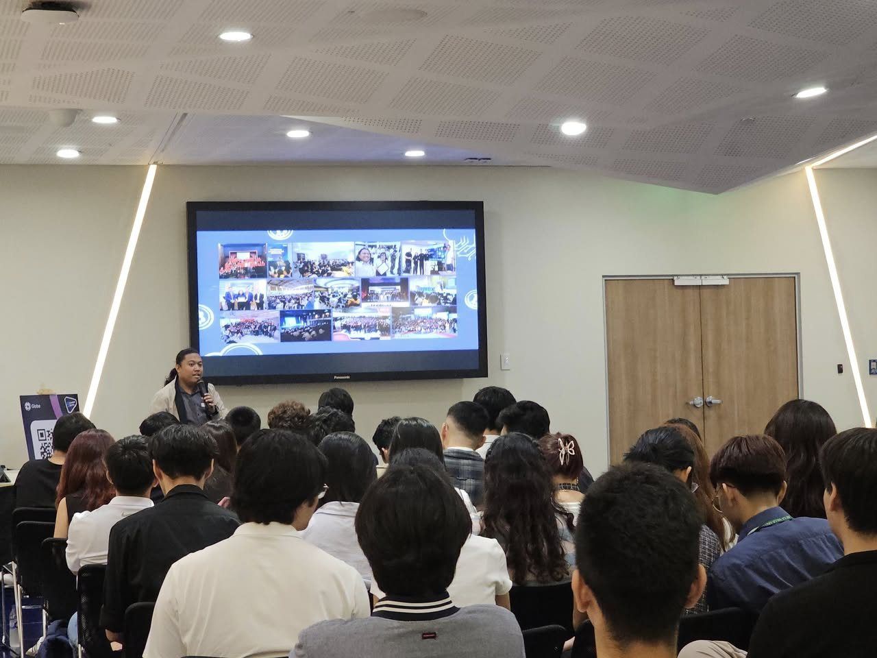 Exploring Blockchain: Insights Shared at GDSC De La Salle University